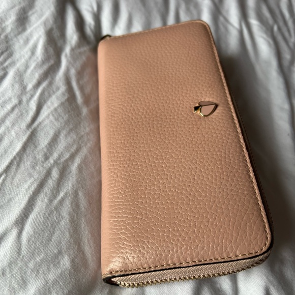 Kate Spade Large Wallet - Picture 4 of 13